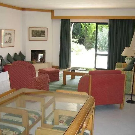 Victory Village Appartement *